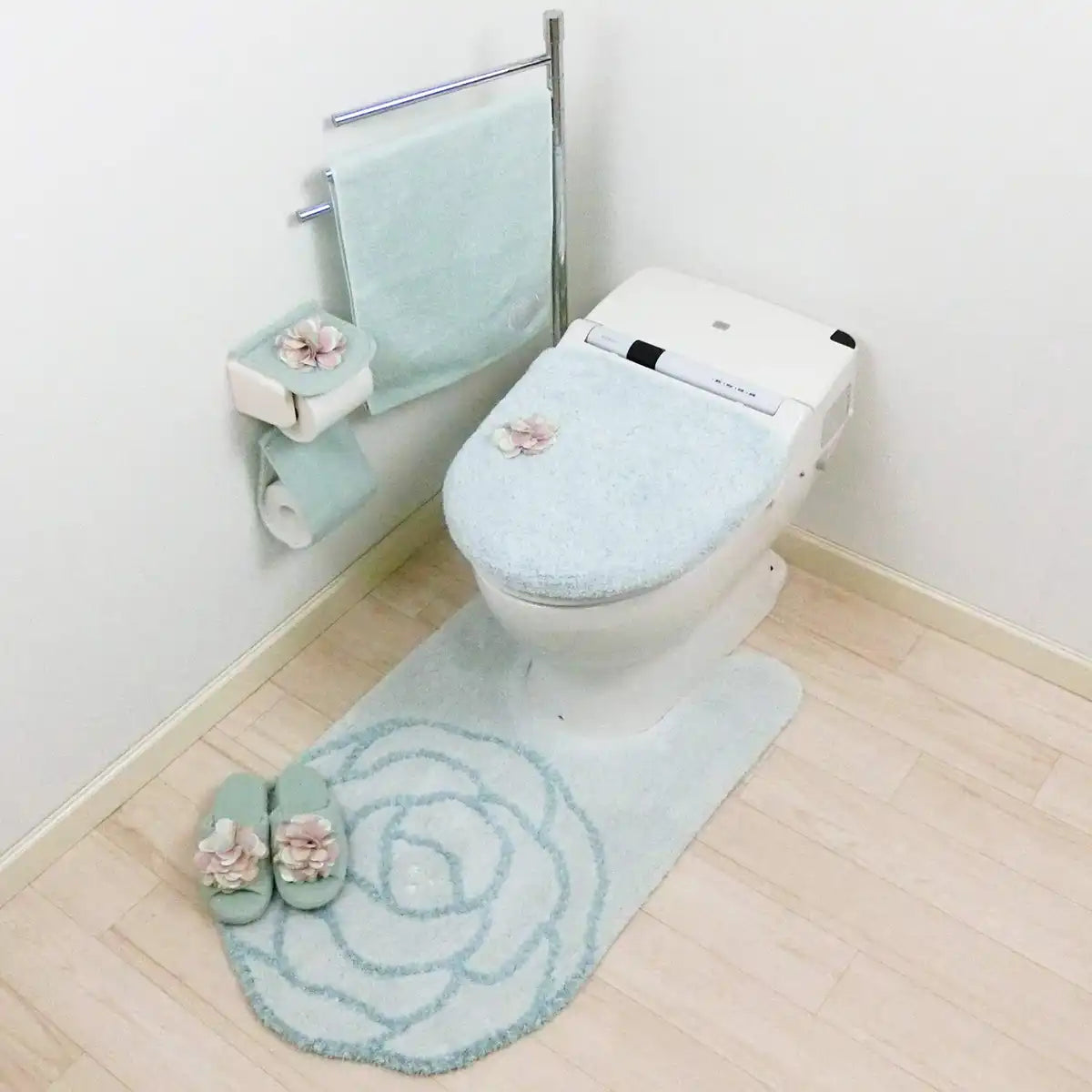 Senko Japan Sds Douce Rose Long Ear Toilet Mat Blue Approx. (115 Characters)