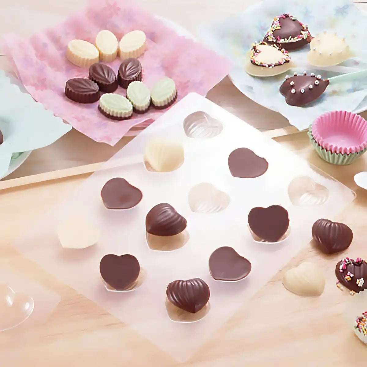 Tigercrown Polystyrene Striped Heart Chocolate Mold