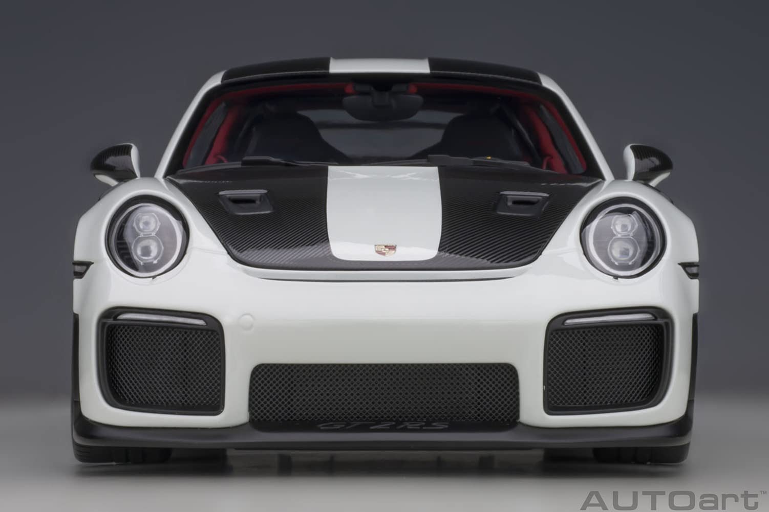 Autoart 1/18 Porsche 911 GT2 RS Weissach Pkg White/Carbon 78171