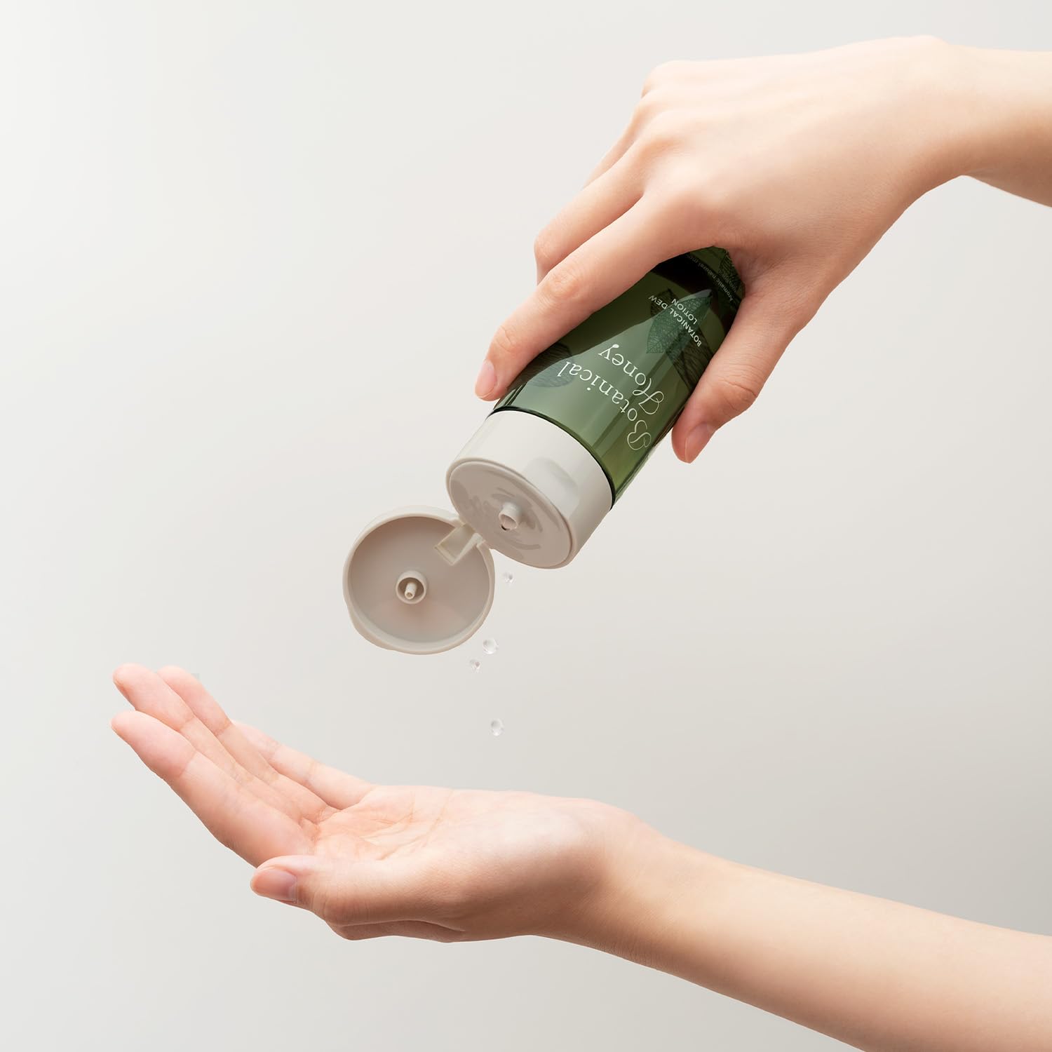 Vecua Honey Botanical Dew Lotion 200ml - Natural Hydrating Skin Care