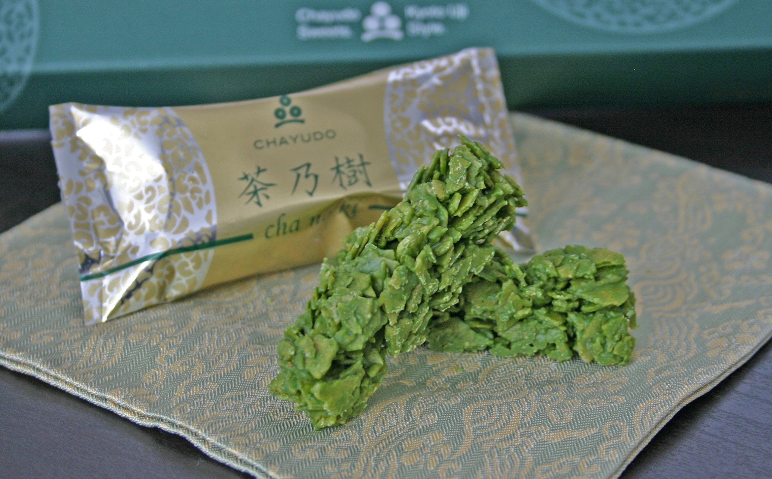 Chayudo Uji Matcha Chocolate Senbei Clusters - 9 Crunchy Pieces