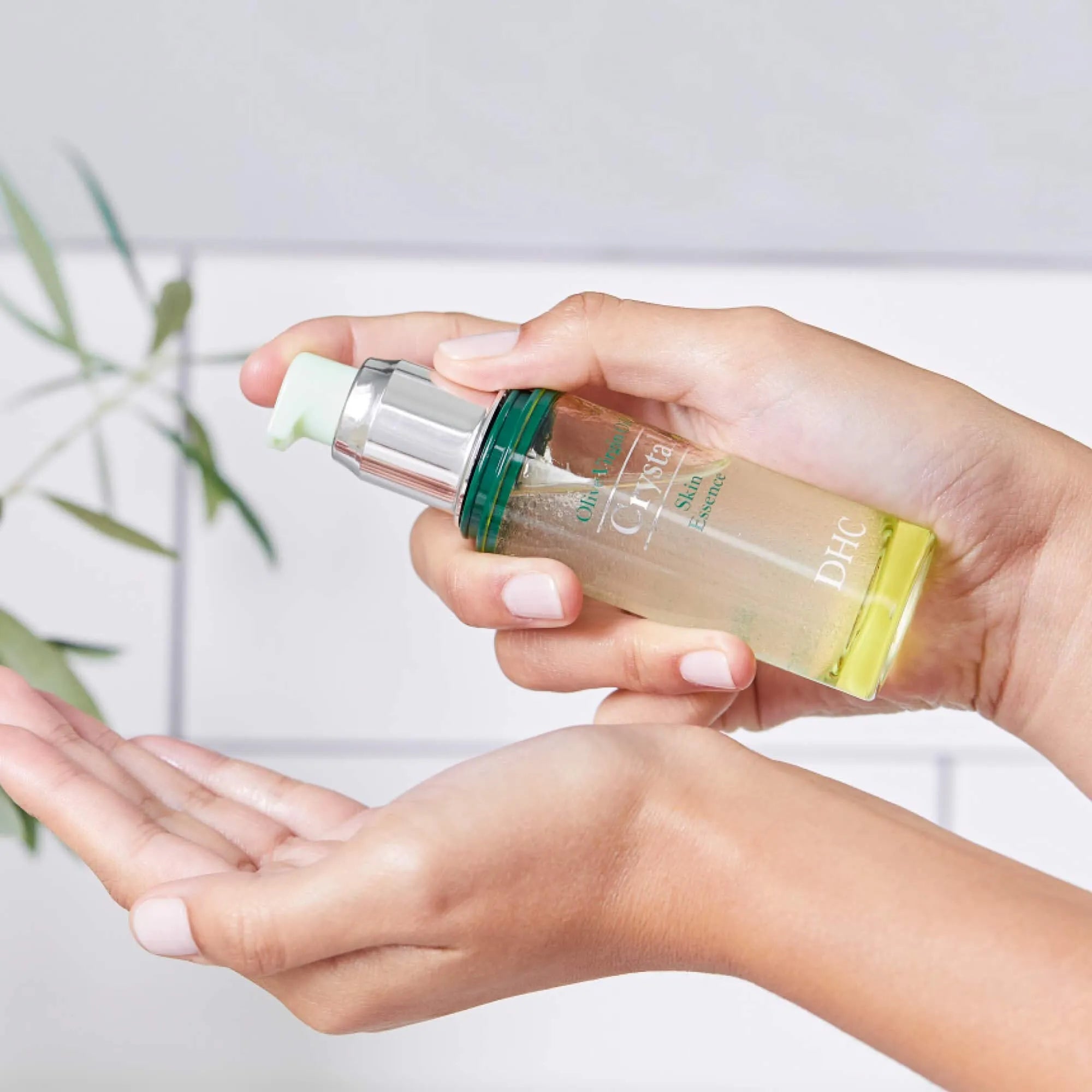 Dhc Olive Virgin Oil Crystal Skin Essence 50ml - Facial Skin Essence From Nature