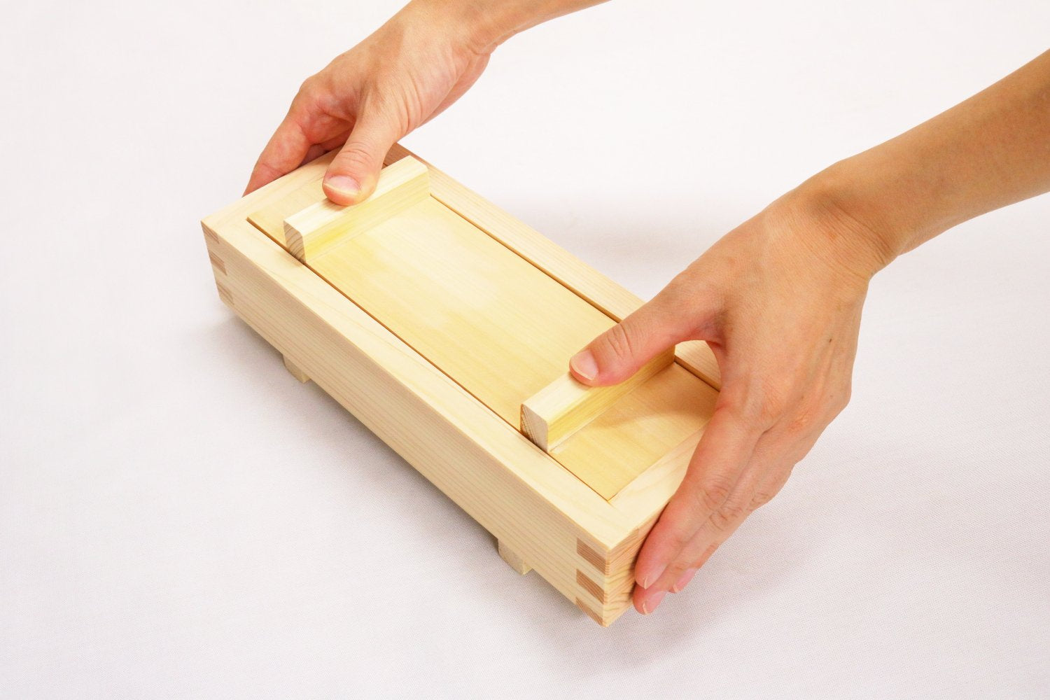 Ichihara Woodworks Cypress Sushi Press Maker 27.5x8.5x5.5cm 7 Cuts