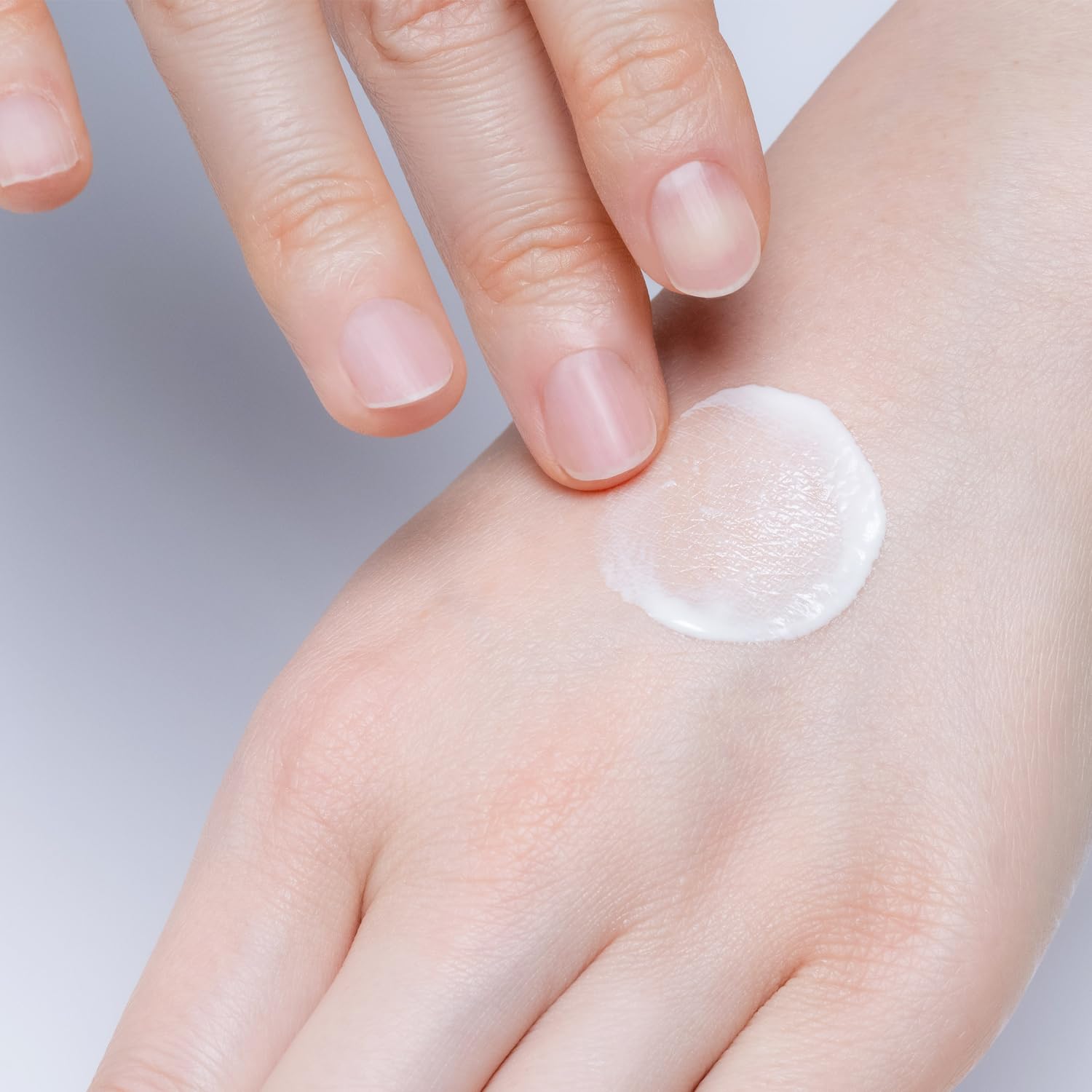 Suncut Kose Perfect UV Essence SPF50 PA++++ Sunscreen 80g