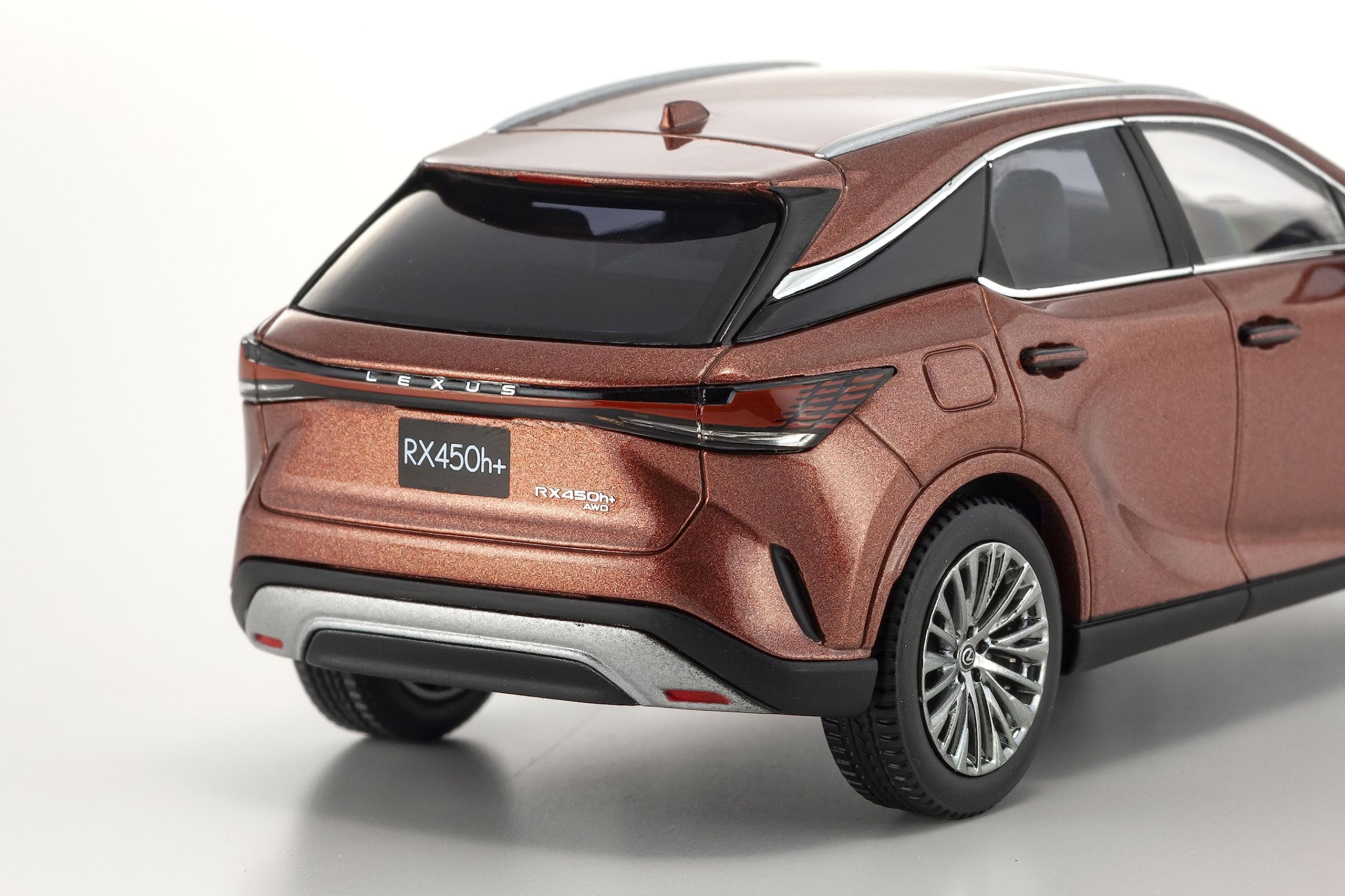Kyosho 1/43 Lexus Rx 450H+ Sonic Copper Completed