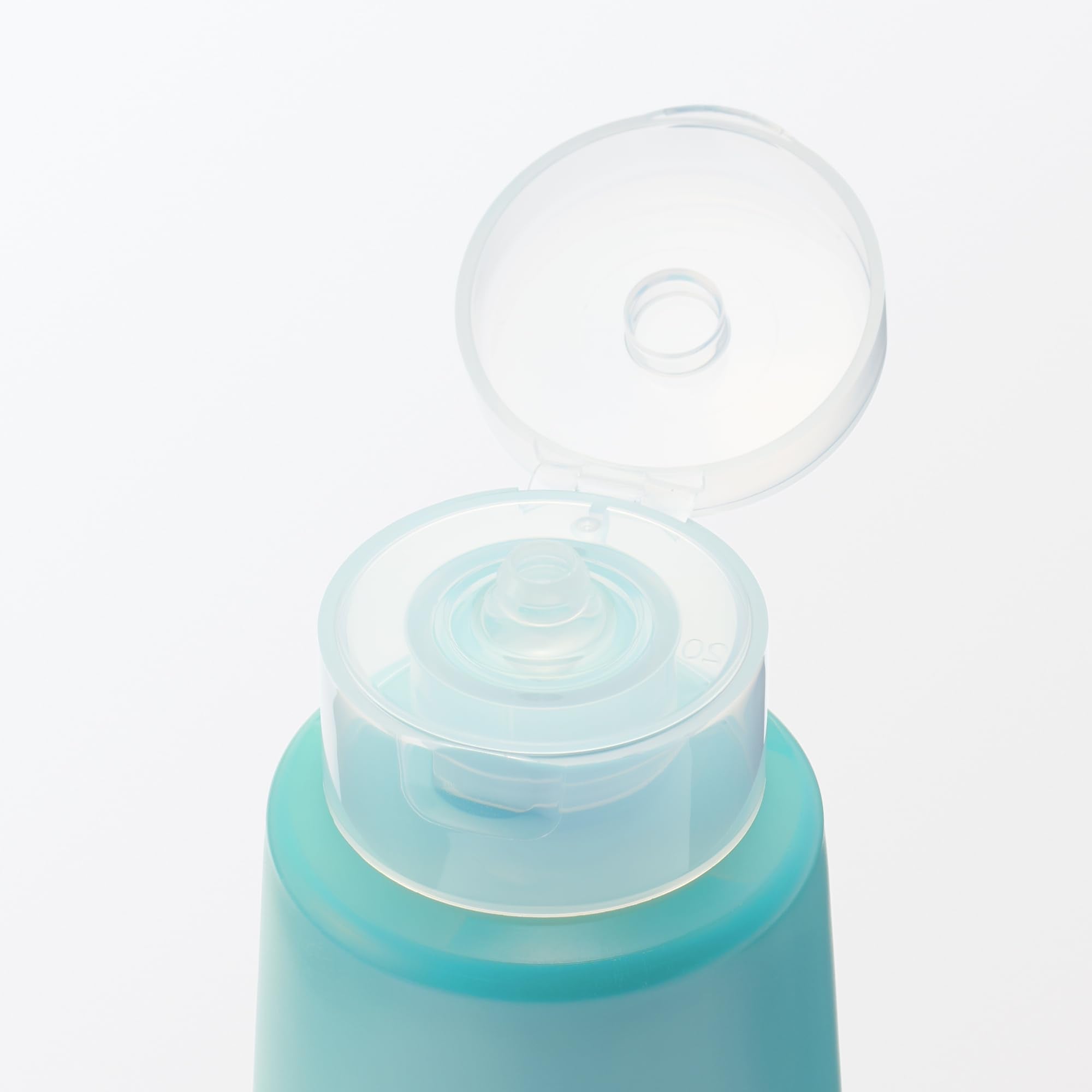 Muji Cool Type Body Scrub 200G - Exfoliate & Revitalize Your Skin