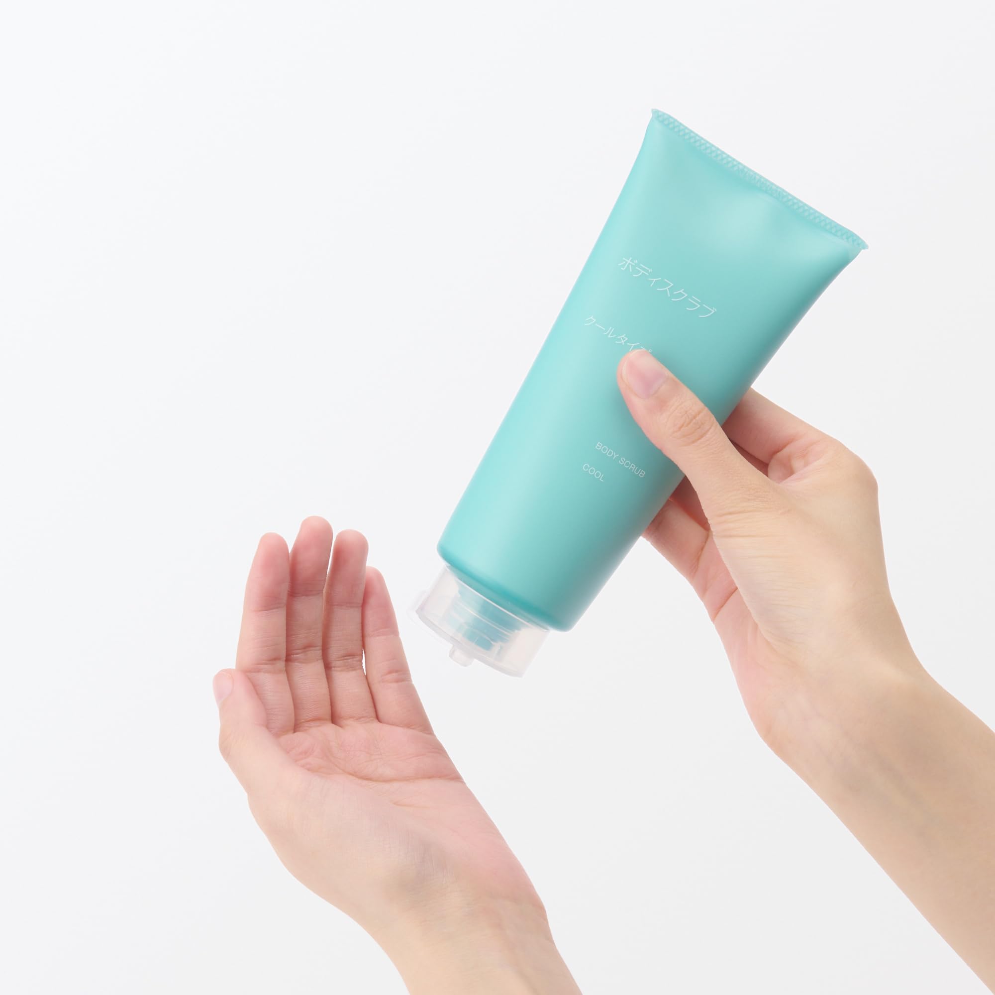 Muji Cool Type Body Scrub 200G - Exfoliate & Revitalize Your Skin