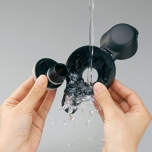 Zojirushi 1.55L Vacuum Insulated Stainless Steel Bottle in Black Model Sd-Aa15-Ba