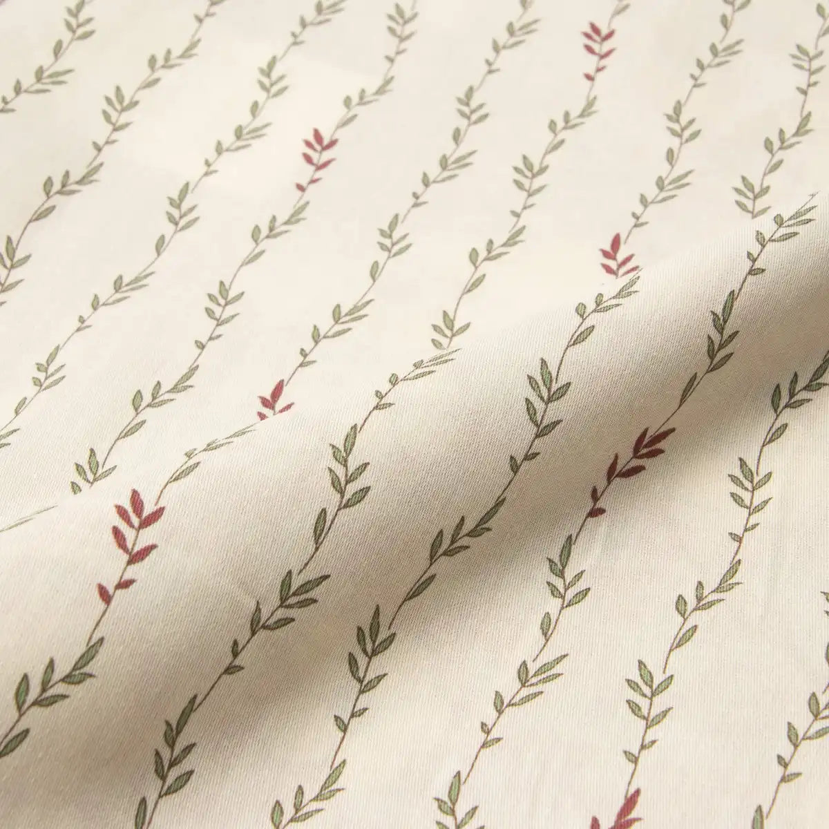 Nishikawa Morris Gallery Strawberry Thief 63X43Cm Pillow Cover 100% Cotton Made In Japan Red Pj07305676R