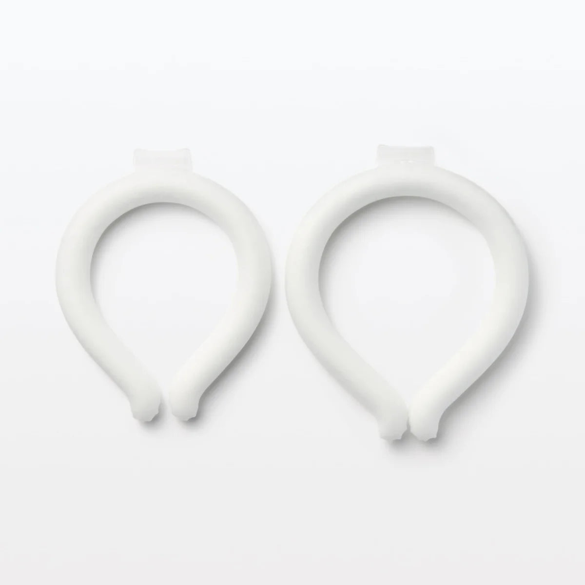 Muji Neck Cooler Clear M - Comfortable 14x16 cm Design 34 cm Circumference