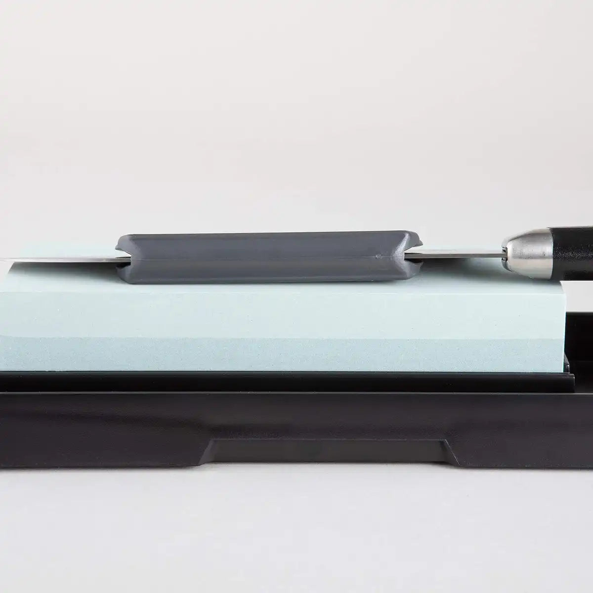 Kai Corp Japan Knife Sharpening Guide - Resin Fixed Angle Optimal Angle Beginner-Friendly Ap0327