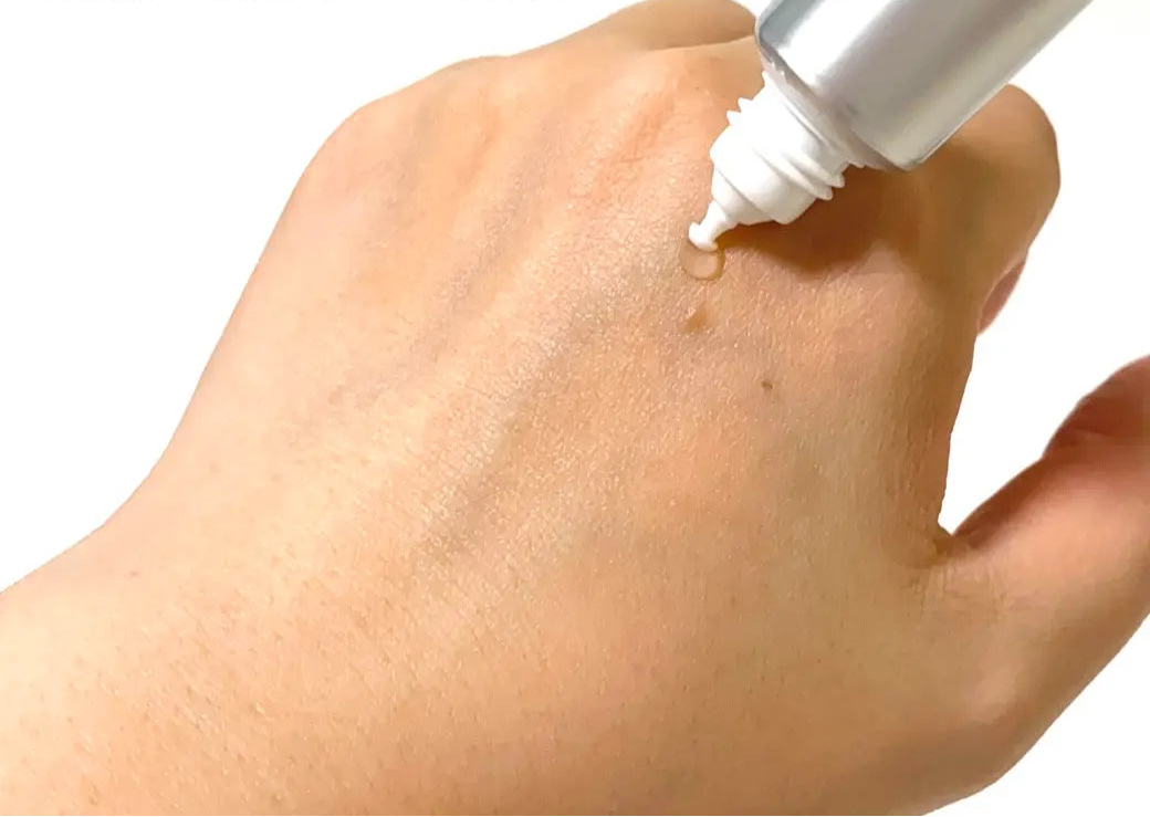 rohto melano cc intensive anti spot essence