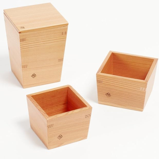 Miranda Style Omoeraku Handcrafted Japanese Cedar Sake Server Small