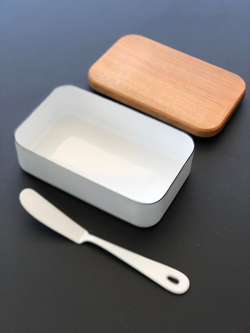 Noda Horo Enamel Butter Dish With Solid Cherry Wood Lid for 450 g Butter