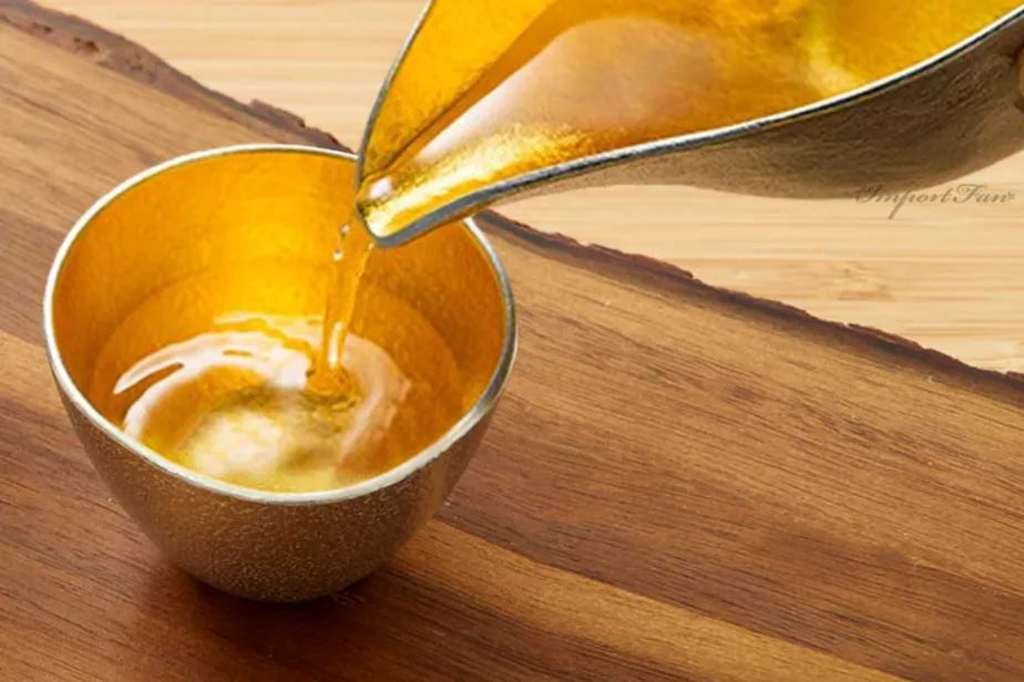 Nousaku Tinware Katakuchi Lipped Sake Server 280ml - Silver