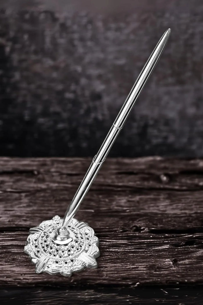 Wan 1 Dream Design Pen and Stand Refill Included Desk Pen - Silver
- 4580779994251