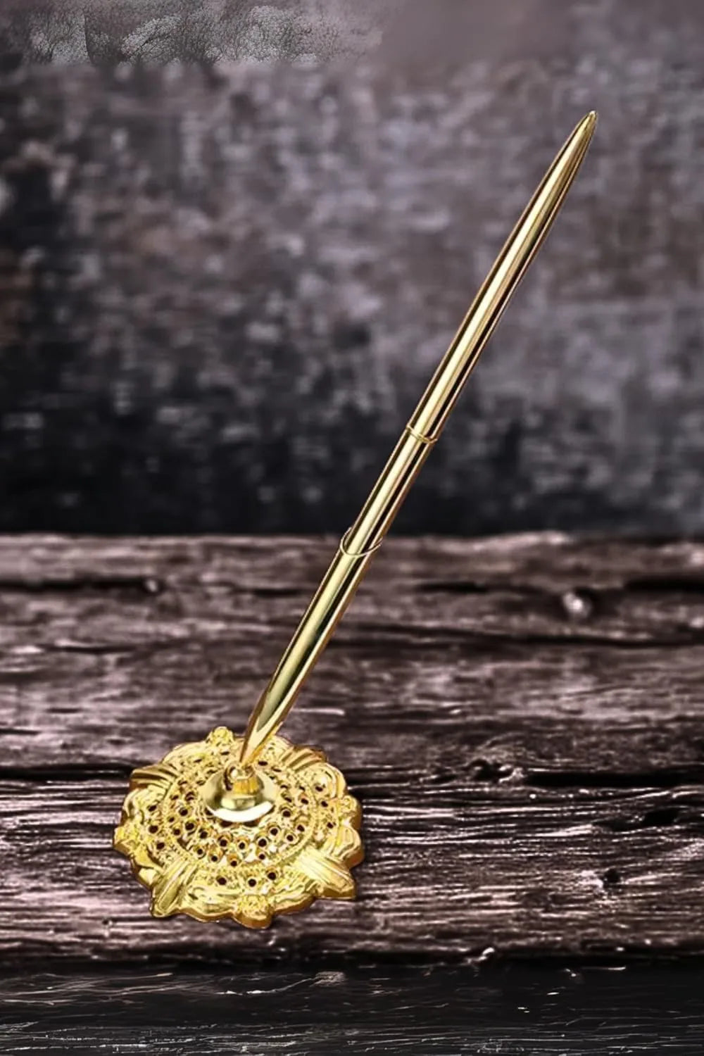 Wan 1 Dream Design Pen and Stand Refill Included Desk Pen - Gold
- 4580779994237