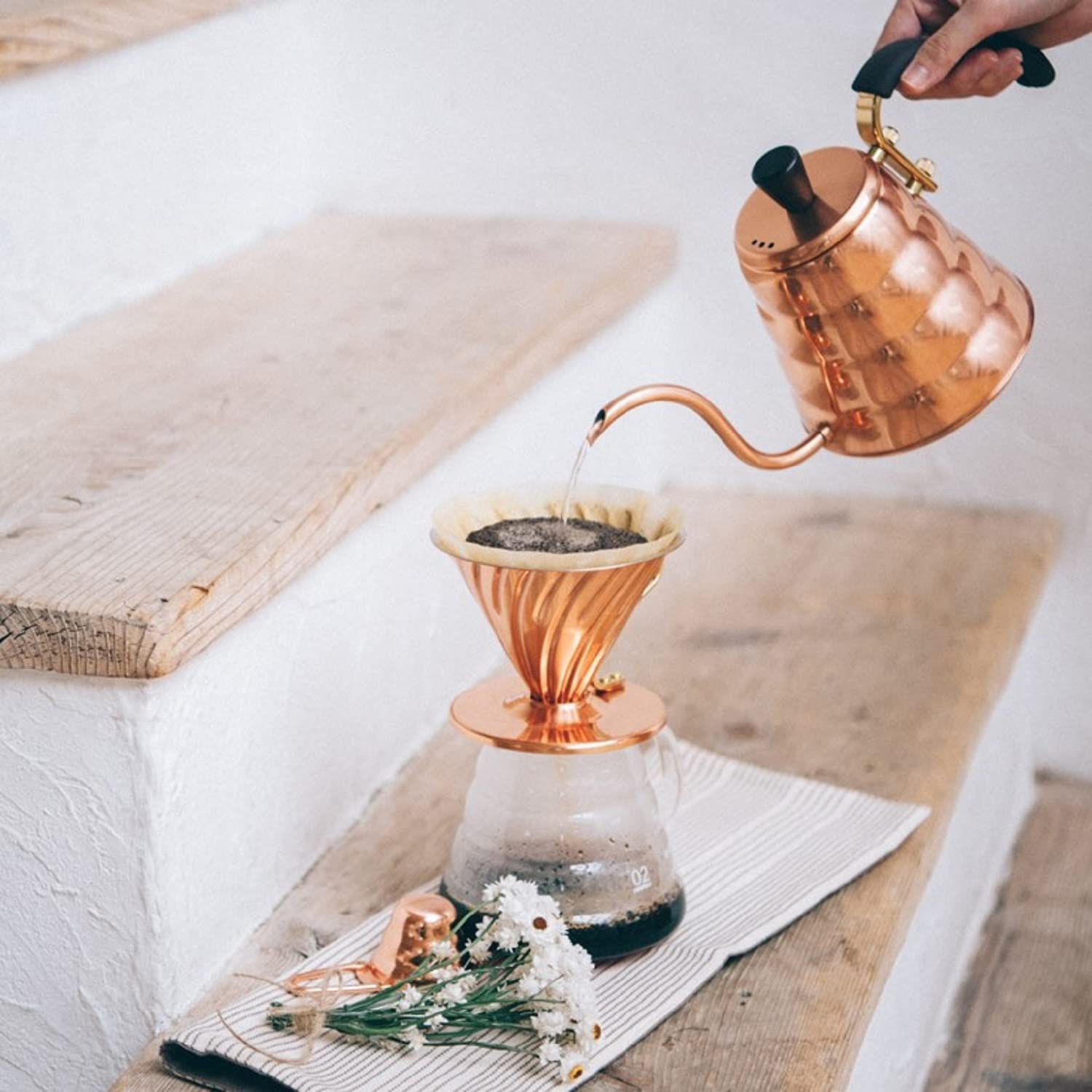 Hario V60 Copper Dripper 1-4Cups VDPR-02-CP