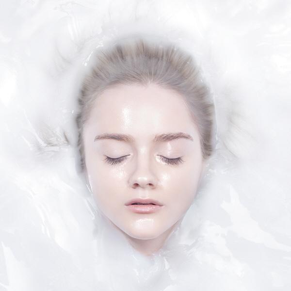 White Facial Sheet Mask by Lululun Pack of 5 for Brightening Skincare