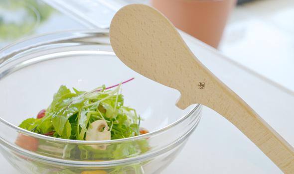 Miranda Style Omoeraku Handcrafted Japanese Beech Wood Spatula Small - Round