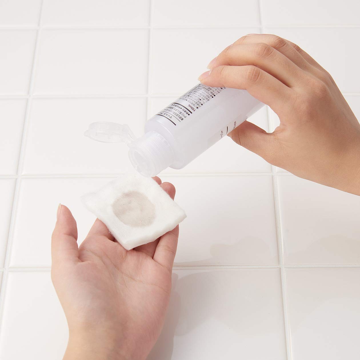 Muji Mild Eye Makeup Remover Cleansing 110Ml (X 1)