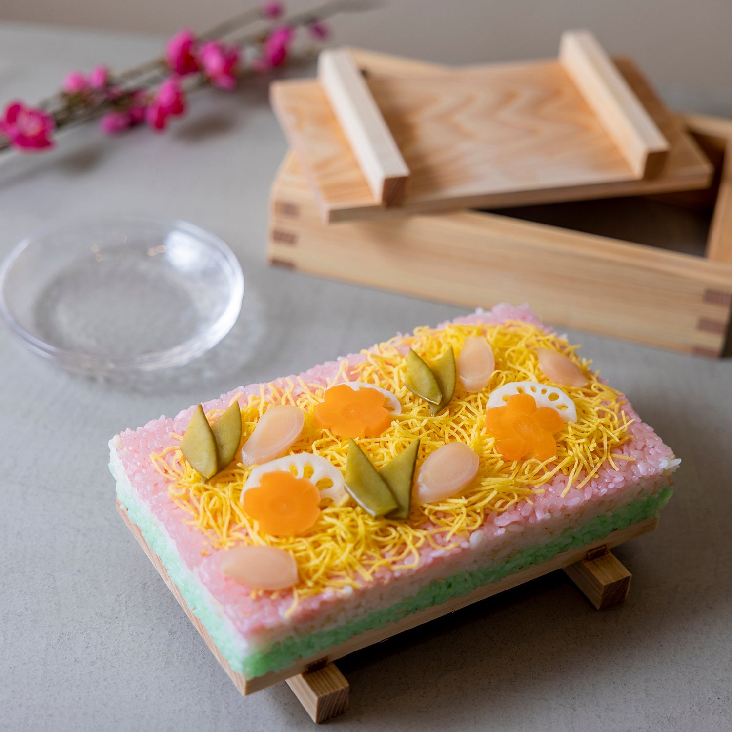 Yamacoh Hinoki Cypress Wooden Sushi Mold Medium