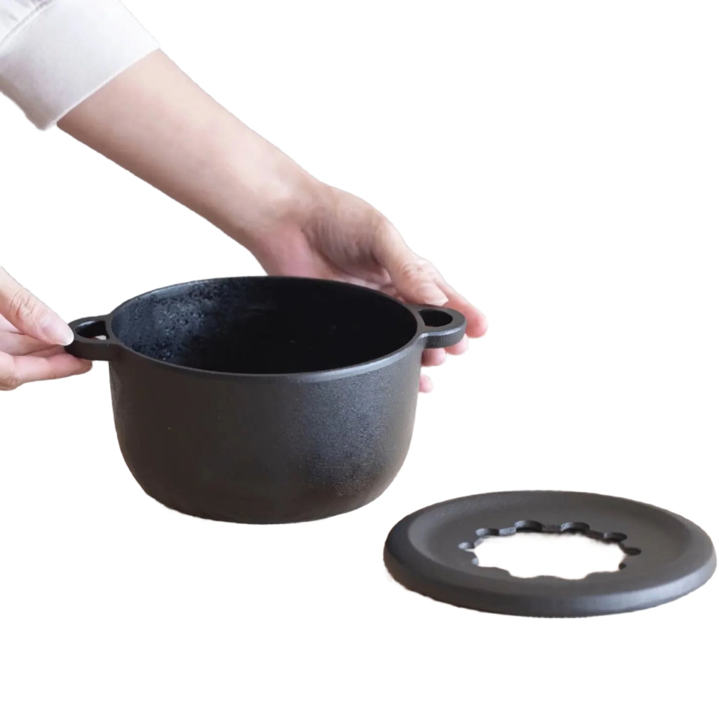 Iwachu Nambu Cast Iron Mini Tempura Fondue Pan