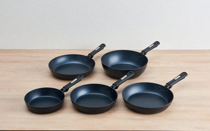 Thermos 20cm Plasma Super Hard Coat Frying Pan IH Compatible Midnight Blue