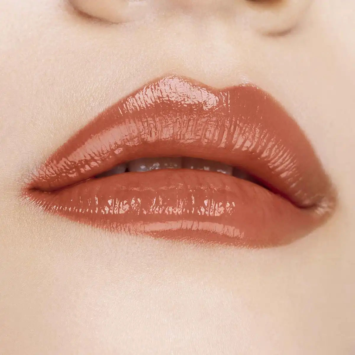 Shu Uemura Kinukea Nude Caramel Latte Lipstick 2.8G Gloss Tone Up