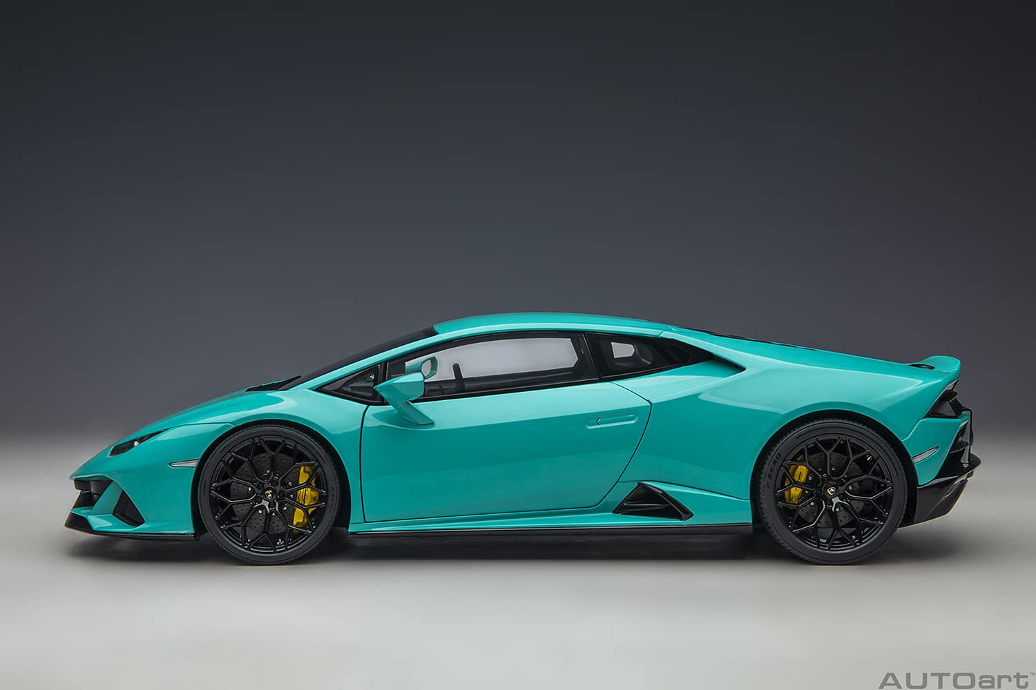 Autoart 1/18 Lamborghini Huracan Evo Turquoise Blue