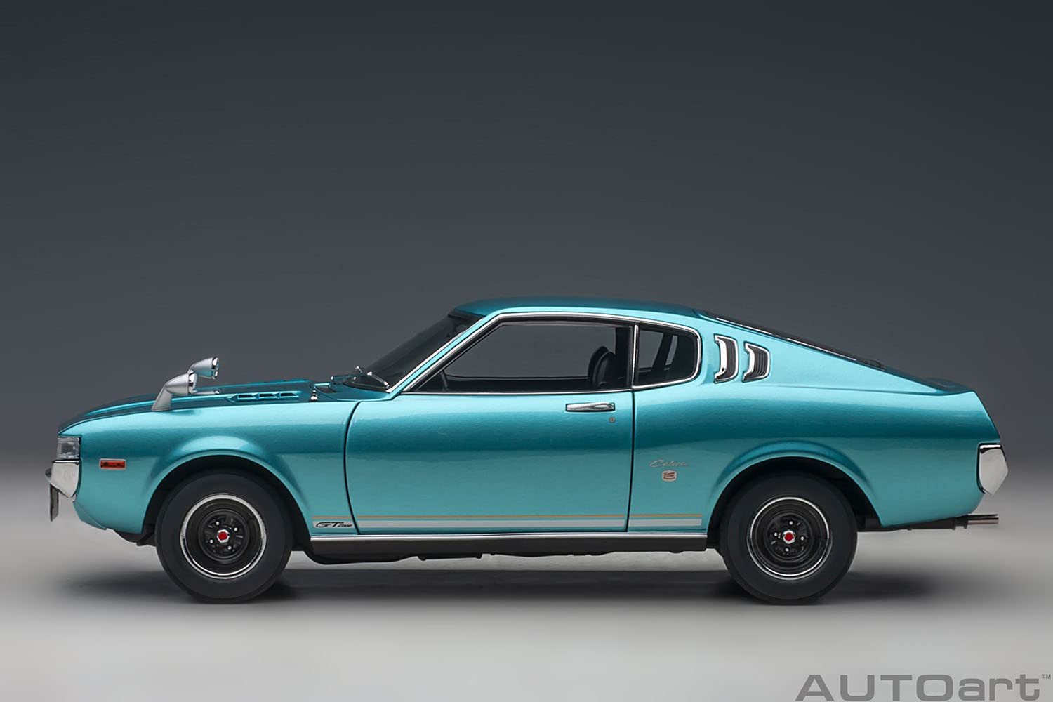 Autoart 1/18 Toyota Celica Liftback 2000Gt (Ra25) 1973 Turquoise Blue