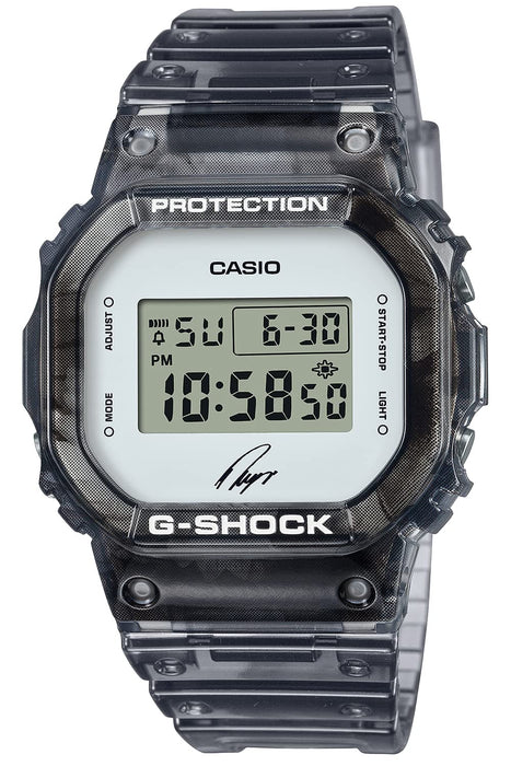 卡西歐 G-Shock 男士鏤空黑色手錶 DW-5600RI22-1JR Ryo Ishikawa 簽名型號