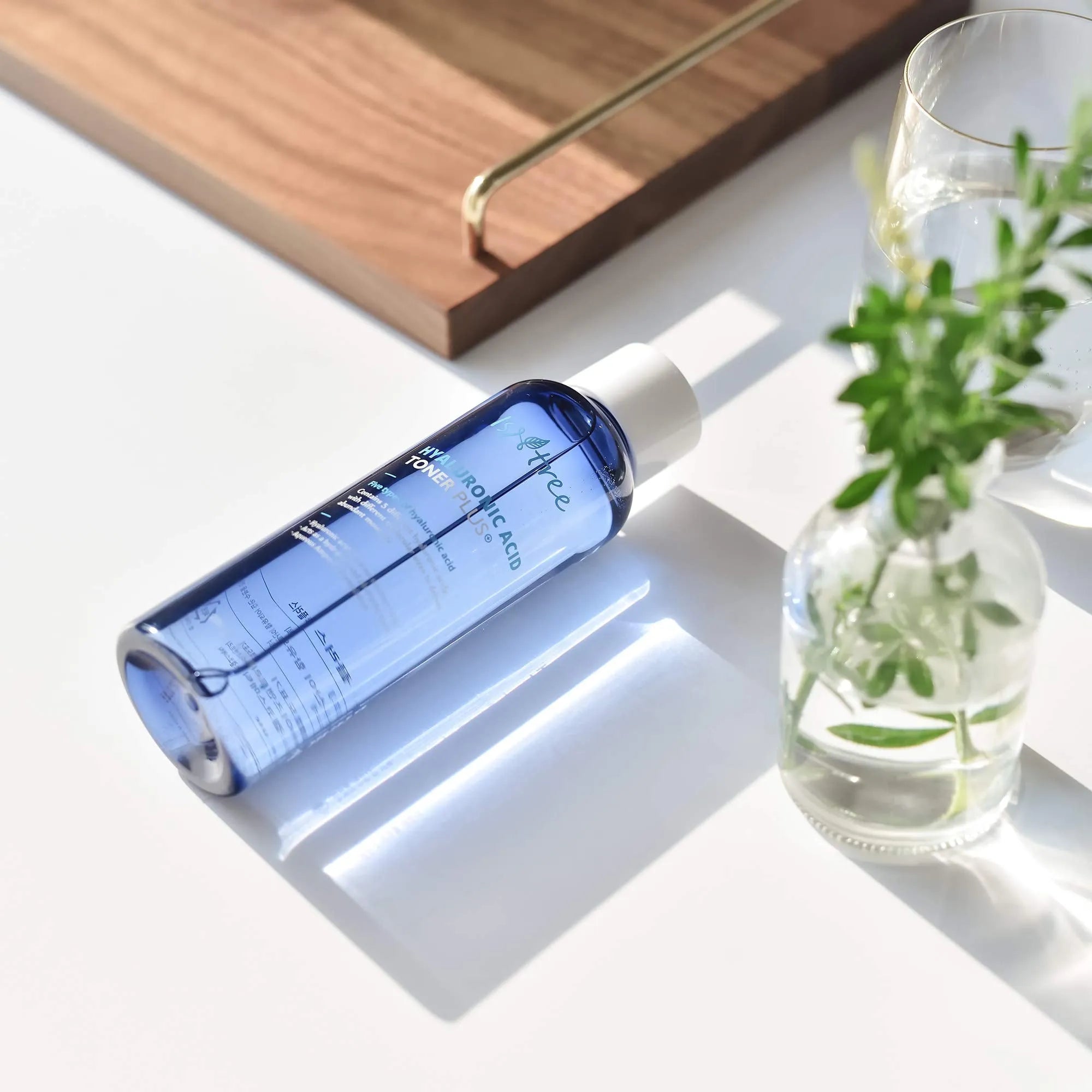 Isntree Hyaluronic Acid Toner Plus 200ml - Hydrating Toner - Deep Moisturizing