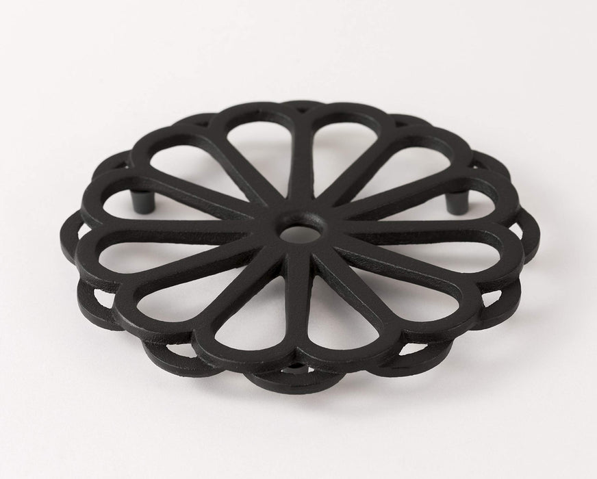 Leave It Alone Iwachu Cast Iron Trivet 17.5cm Durable and Stylish Design