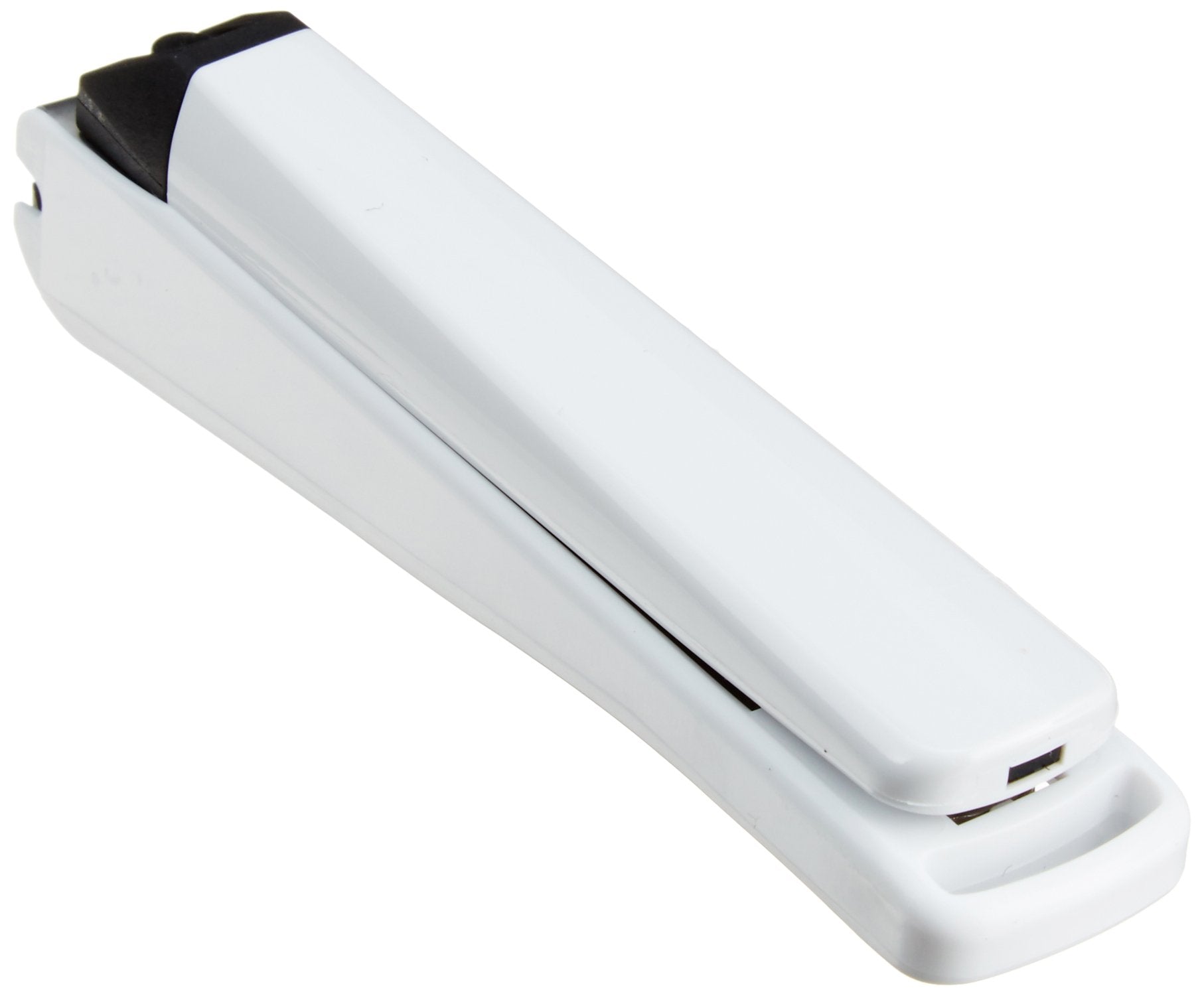 Kai Corporation Nail Clipper M Curved Blade Made in Japan for Hands and Feet