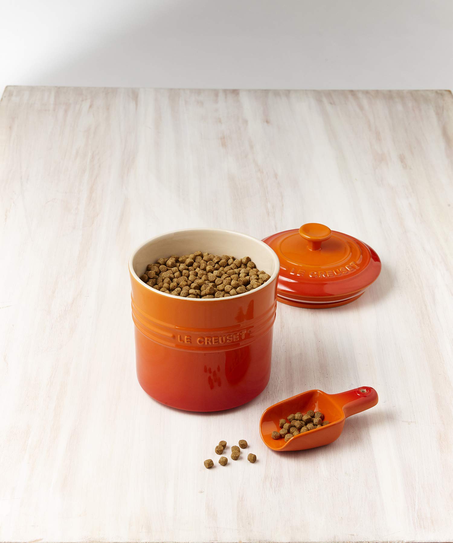 Le Creuset White Pet Food Container with Scoop Official Japanese Produ