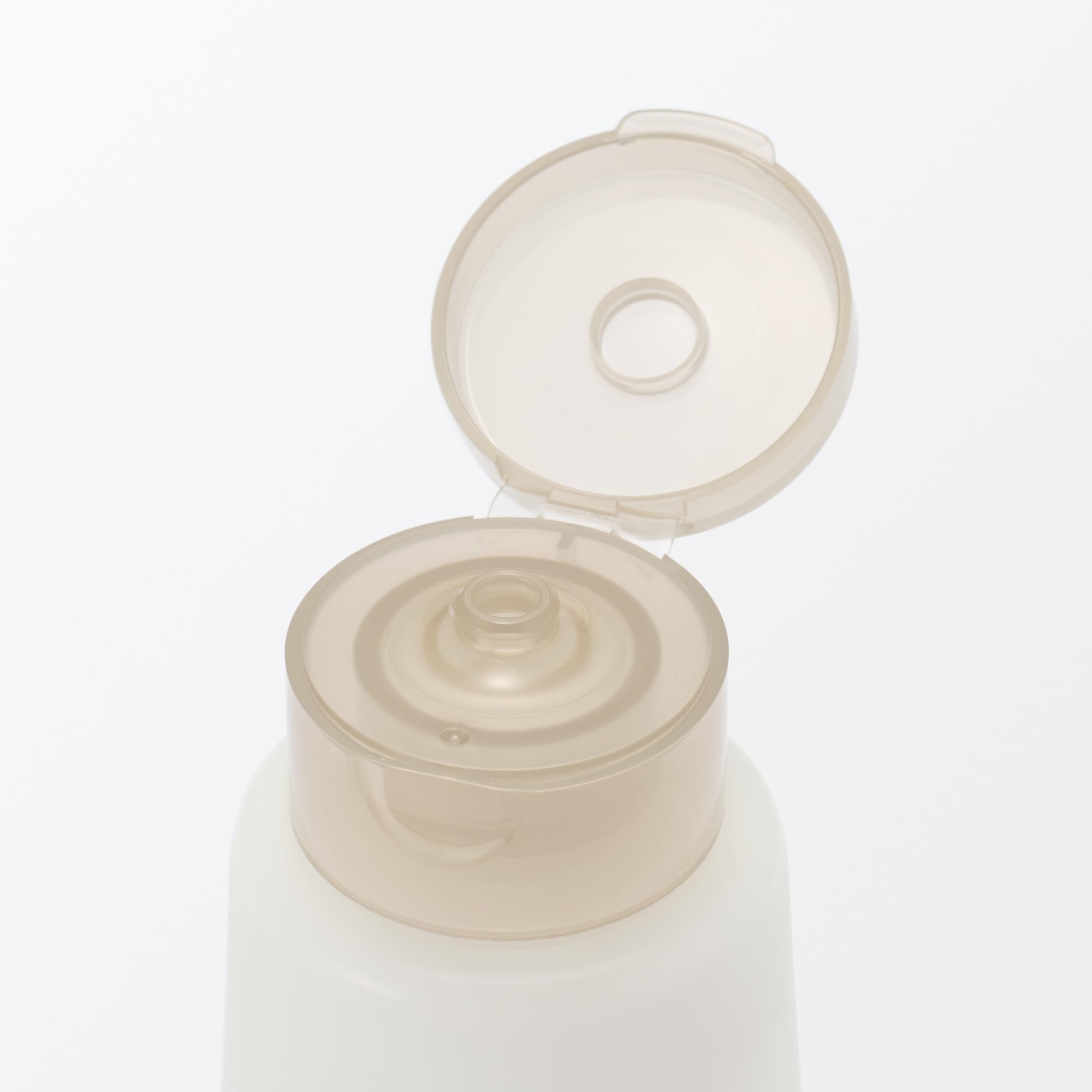 Muji Mild Moisturizing Facial Cleanser 150G Gentle Hydrating Formula