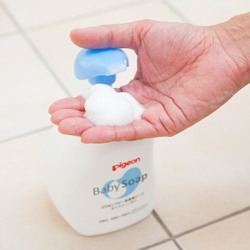 Pigeon Whole Body Foam Baby Soap Bottle 500ml for Newborns and Up