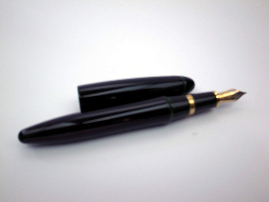 Platinum Izumo 18K Gold Bold Fountain Pen Lacquer Finish Piz-55000