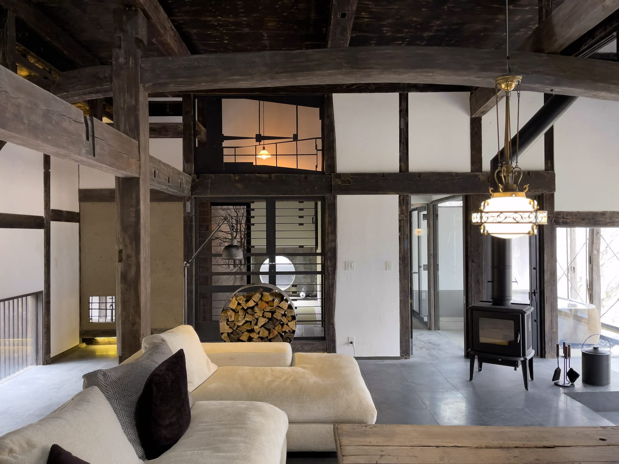 Chrono Charme Shiguchi Body Milk 300ml - Hydrating Skincare Collection