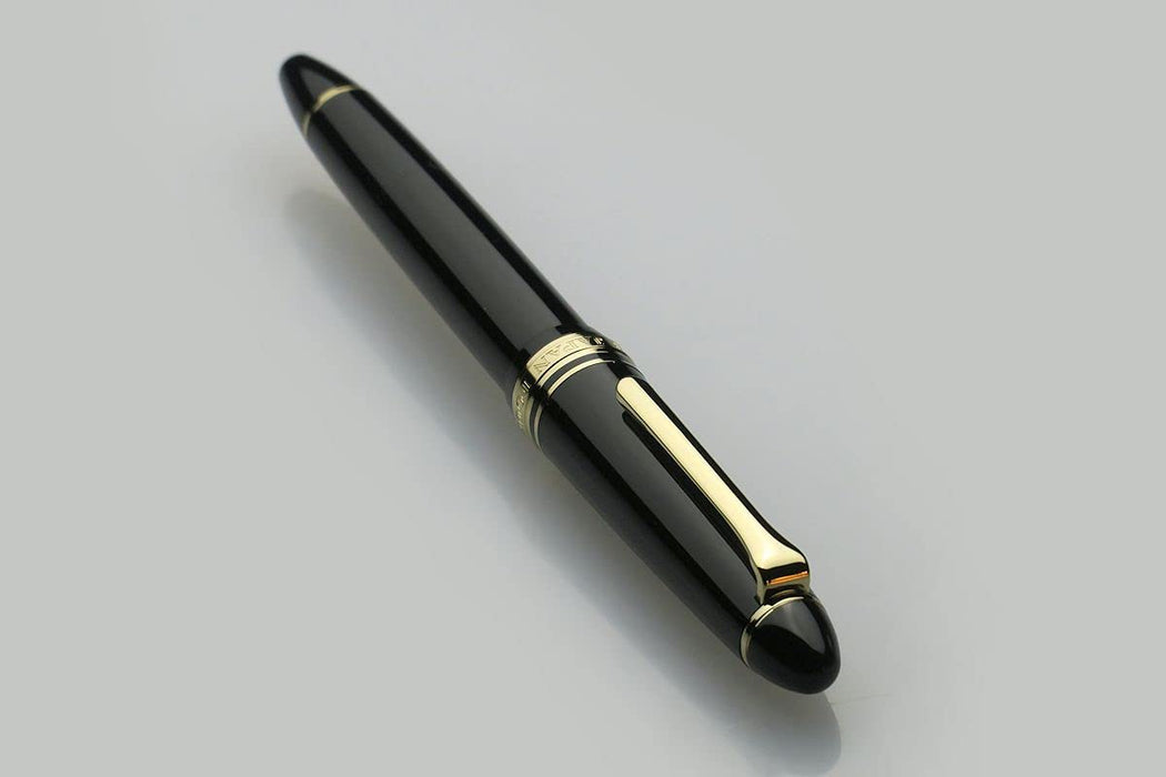 Sailor 鋼筆 Profit - 中型細黑色帶淺金色飾邊 11-1038-320