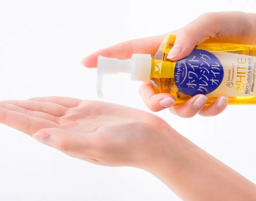Softymo White Cleansing Oil 230ml