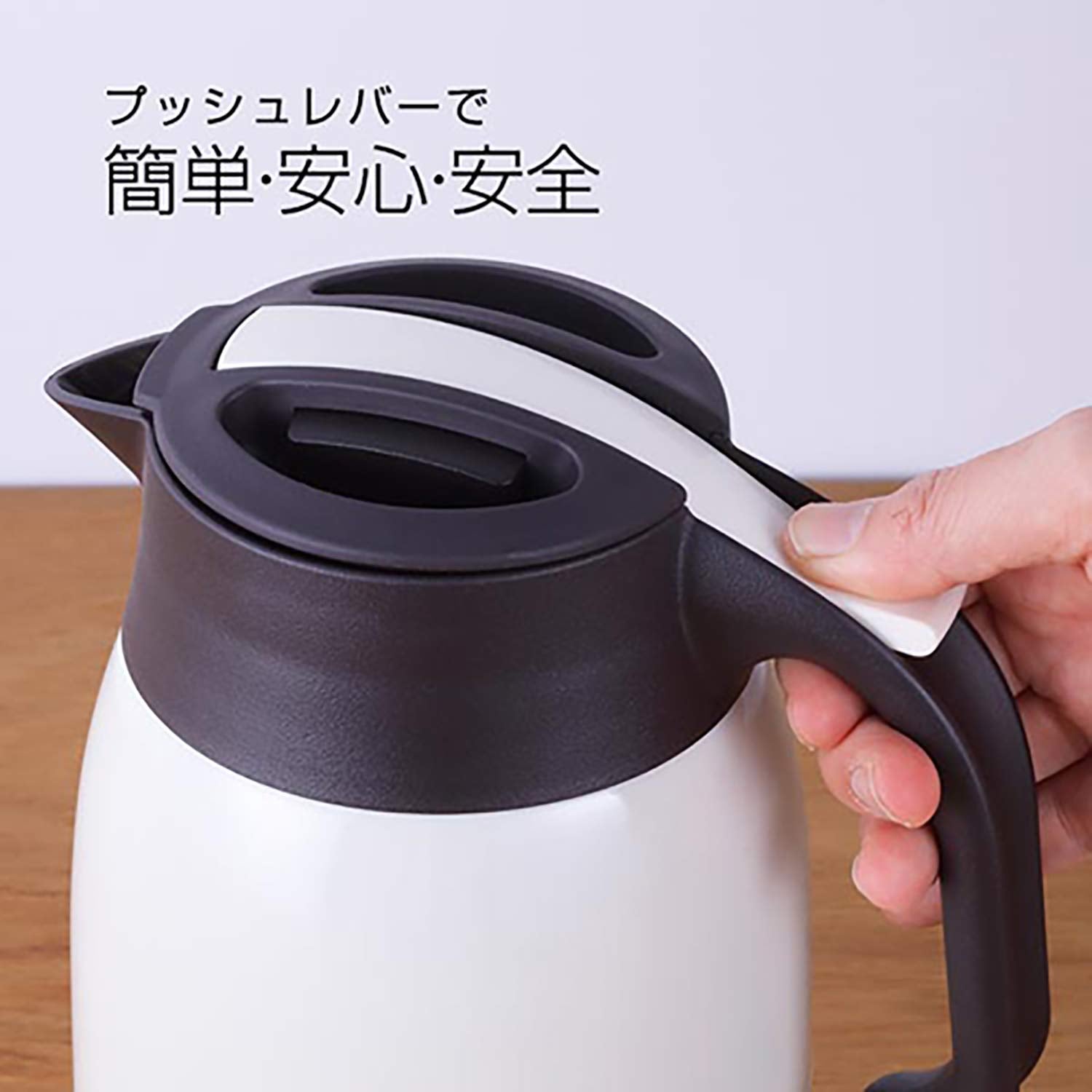 Tiger 1.6L Stainless Steel Vacuum Flask Heat/Cold Insulated Tabletop Pot Ivory - Pwm-B160Ca