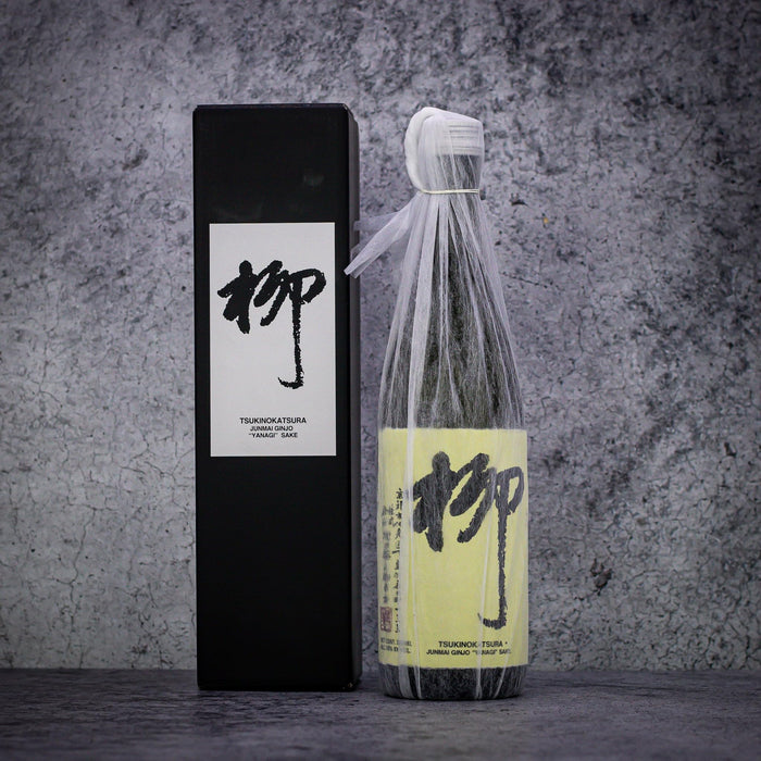 Tsuki No Katsura Yanagi Premium Junmai Ginjo Handmade Sake 720Ml