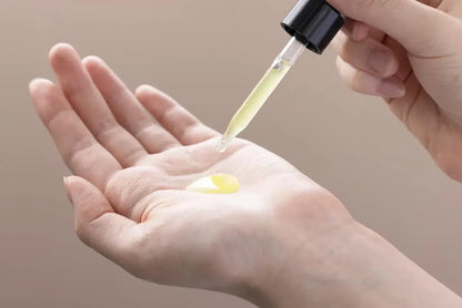 Chant A Charm Vitamin C Bright Essence Serum 18ml