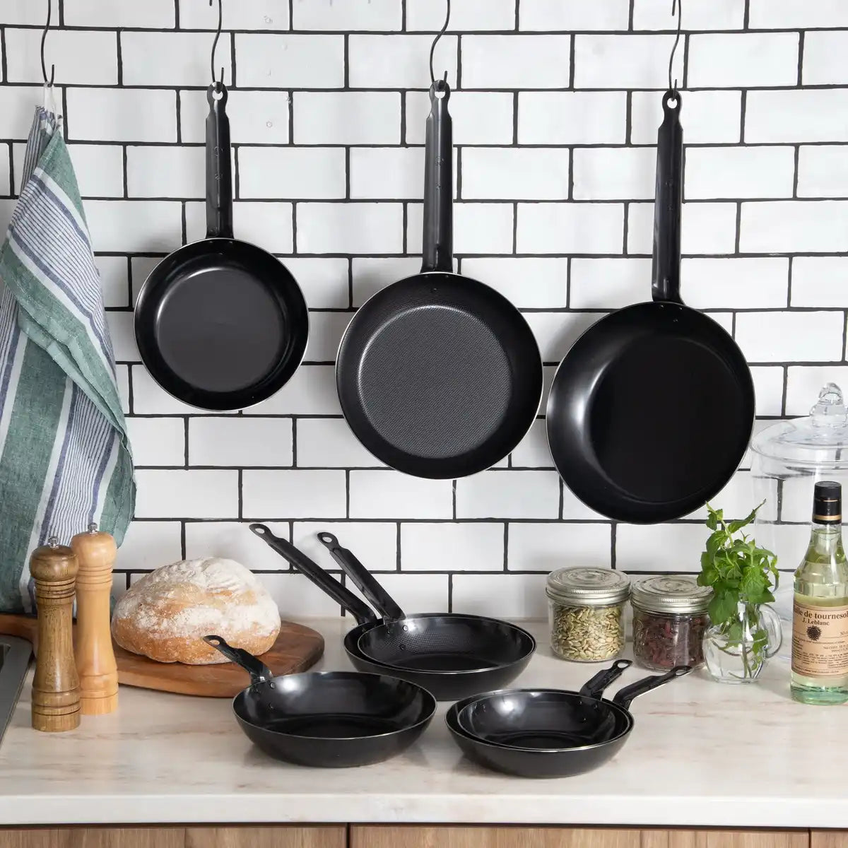 Endo Shoji Tkg 18cm Iron Frying Pan for Uniform Heat Conduction 0.67kg
