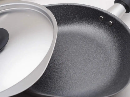 Sori Yanagi Japan Iron Frying Pan 25Cm Lid Compatible Ih Double Fiber Line Nitriding
