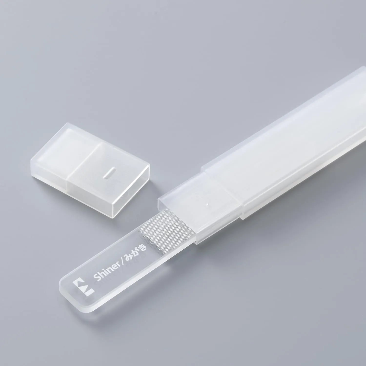 KAI Mini Maru Multi-Glass Nail File Portable 2-Way Case