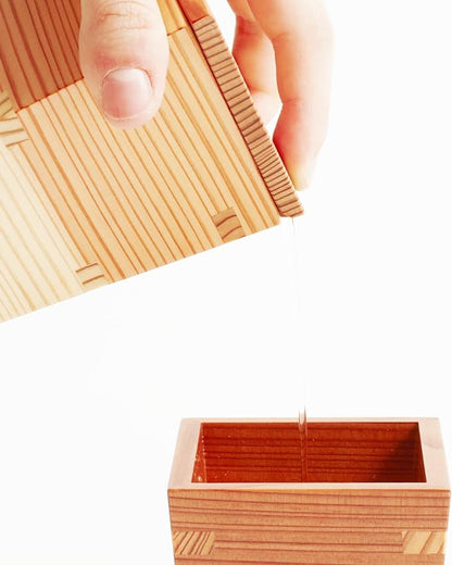Miranda Style Omoeraku Handcrafted Japanese Cedar Sake Server Large