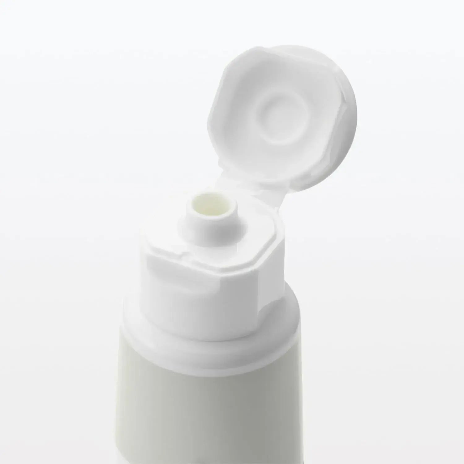 Muji Medicinal Whitening Toothpaste